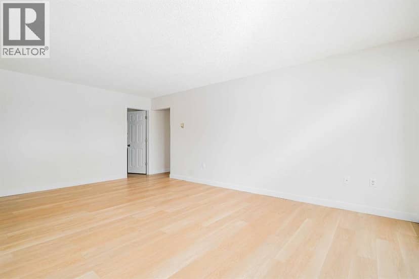 210, 663 12 Street NW — photo 12 of 20