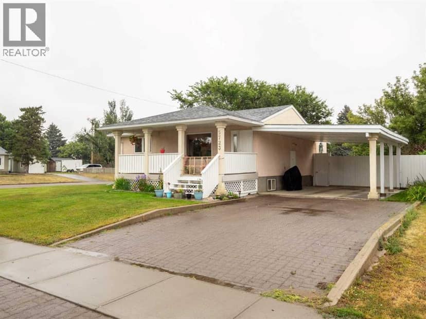 5723 54 St, Taber, photo 2
