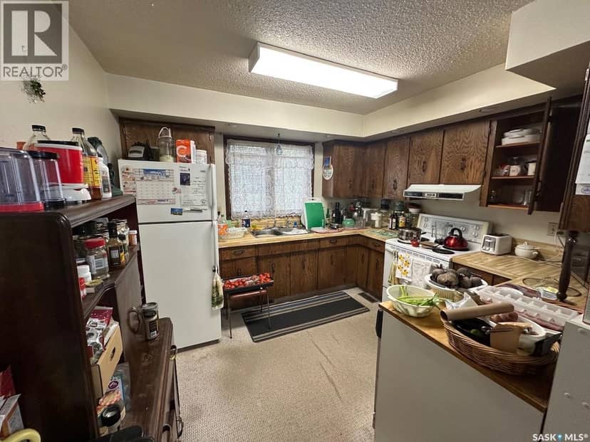 335 main STREET S — photo 24 of 39