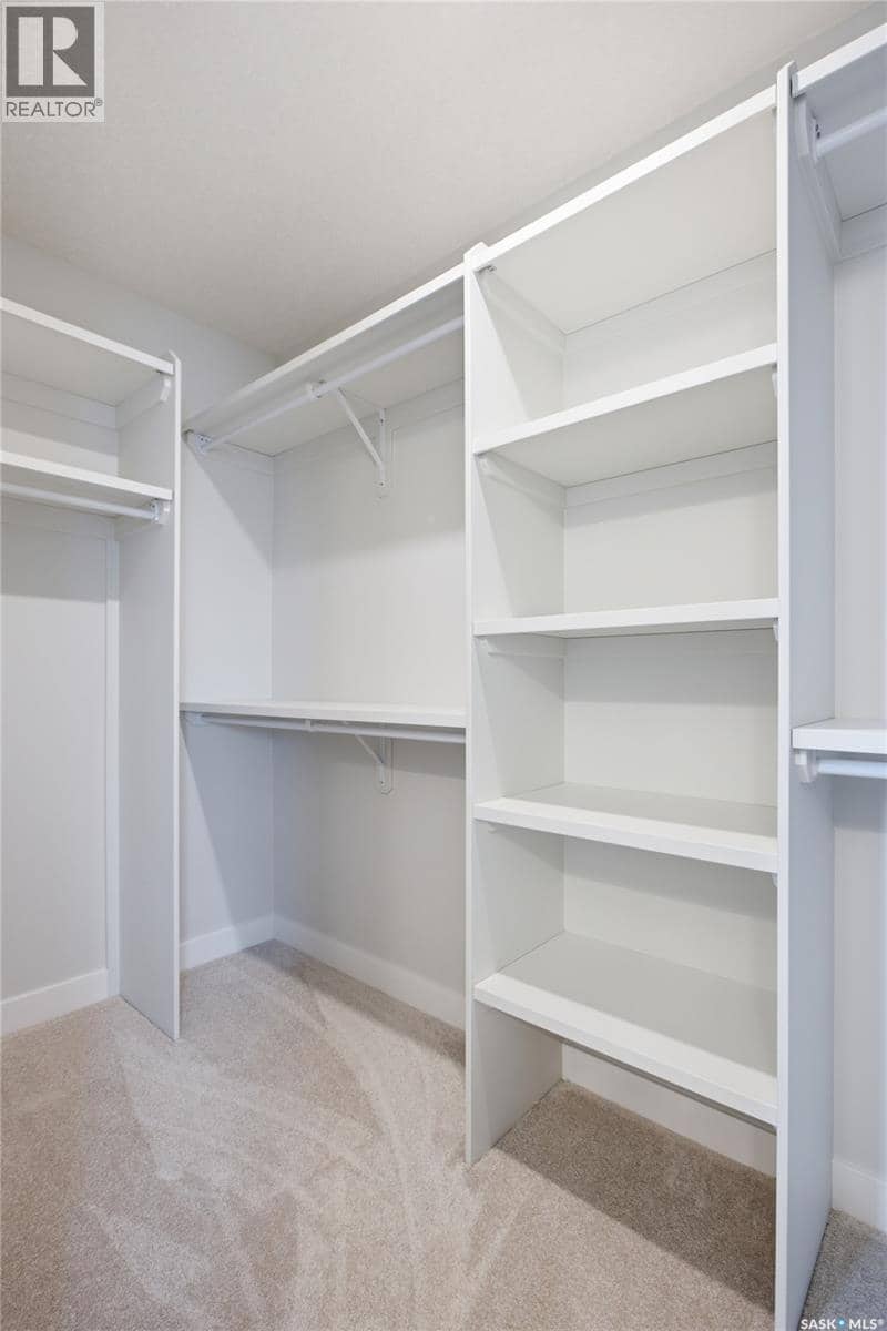 211 Cockcroft STREET — photo 23 of 29