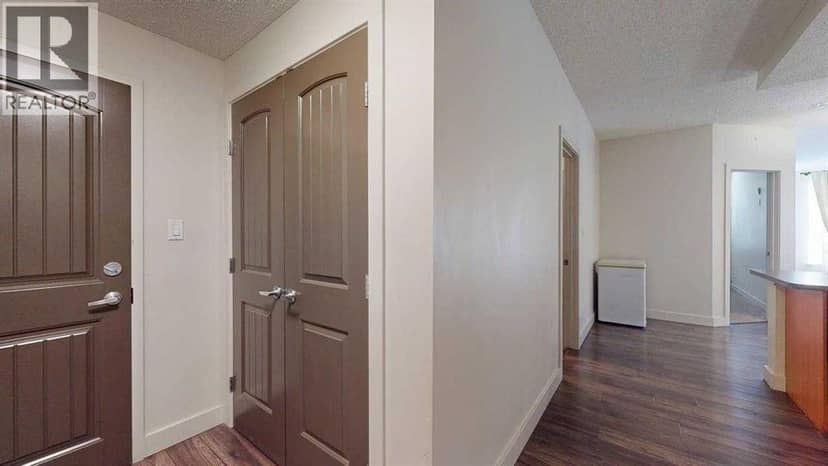 104, 136C Sandpiper Road, Fort McMurray, photo 2