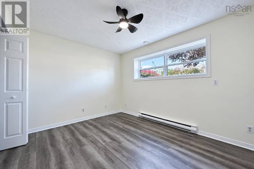 14 Crescent Drive — photo 35 of 36
