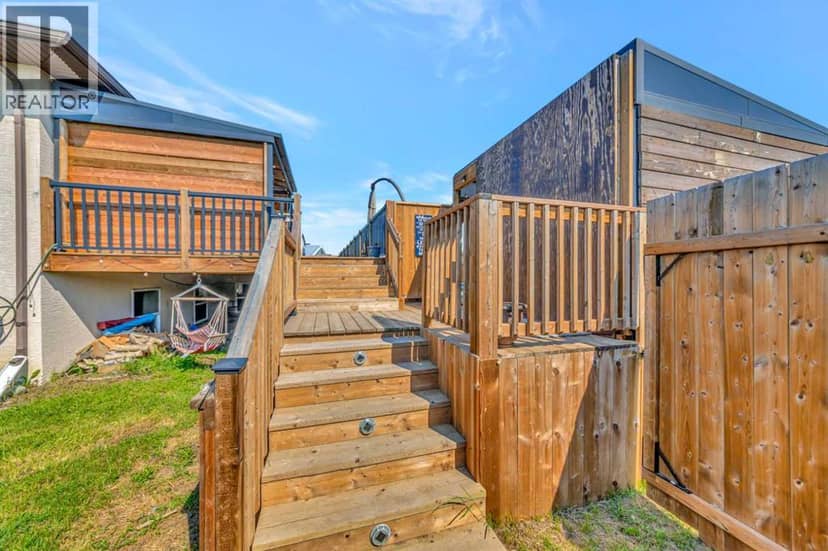407 1 Avenue NW — photo 33 of 40