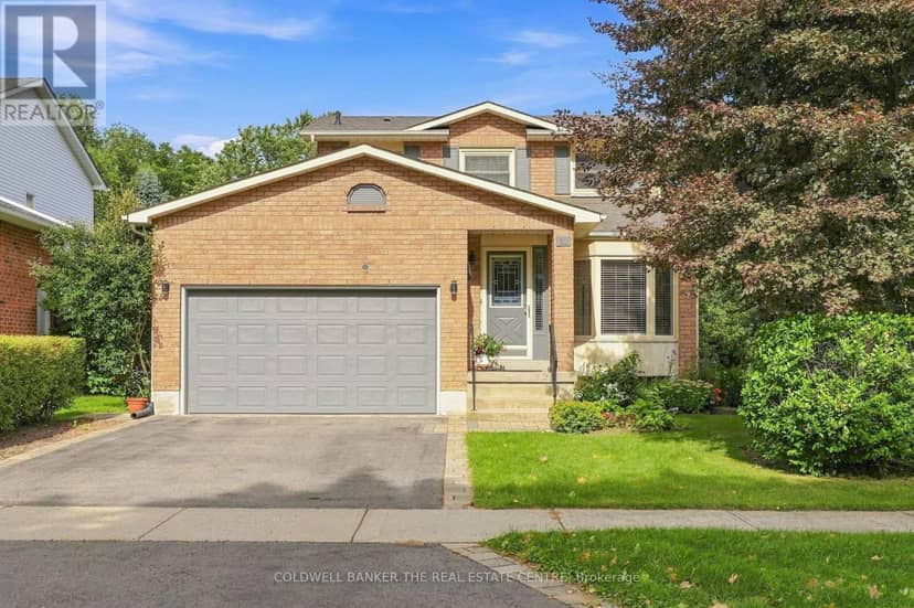 31 Karsh Crescent — photo 1 of 40