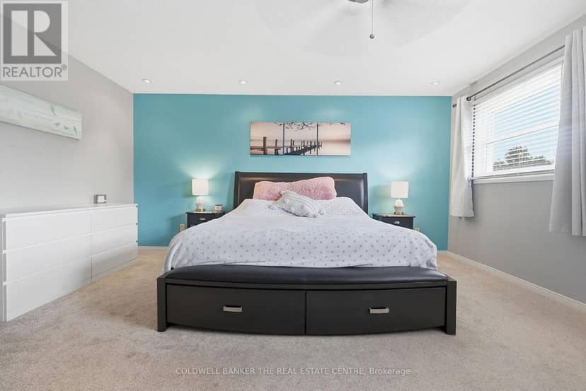 31 Karsh Crescent — photo 16 of 40