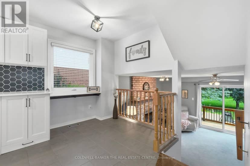 31 Karsh Crescent — photo 24 of 40