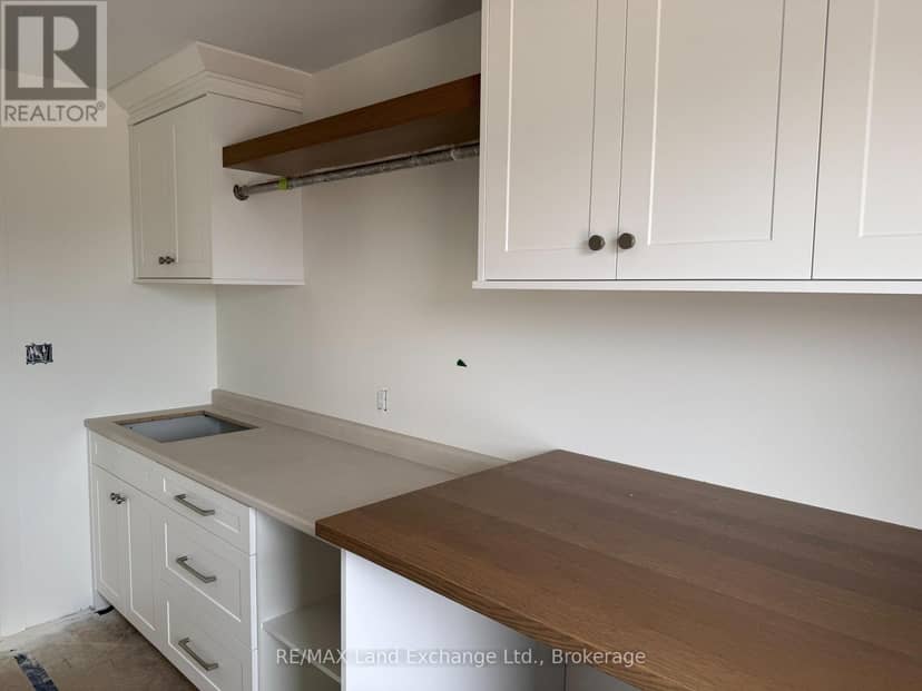 966 Bogdanovic Way — photo 11 of 17