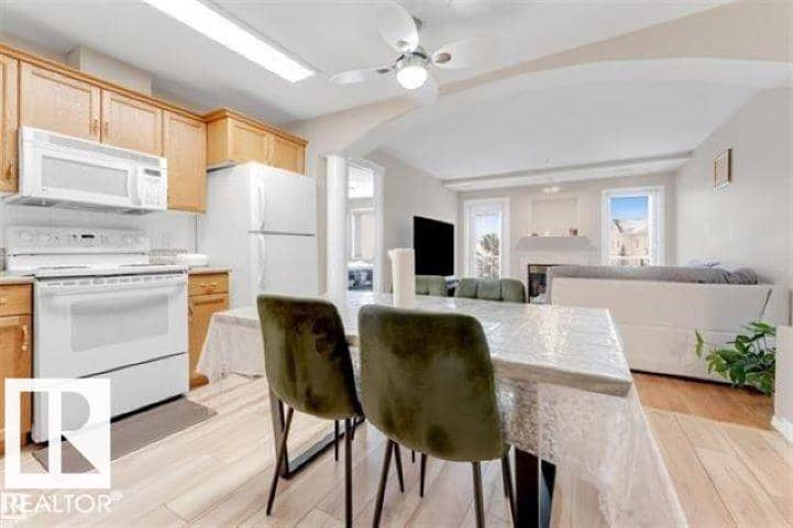 316 237 Youville Drive NW NW, Edmonton, photo 5