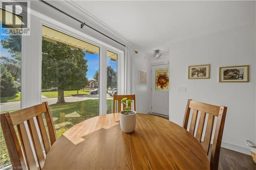 47 BUCKINGHAM Street, Brantford, photo 5