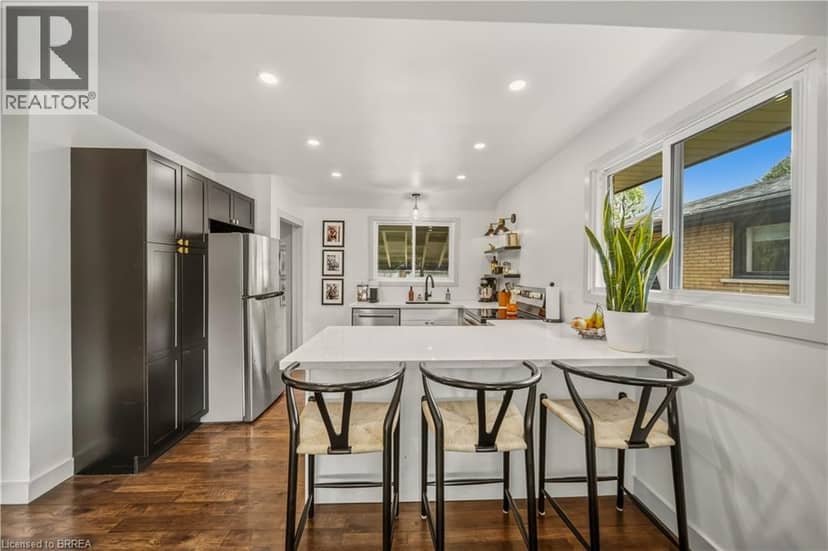 47 BUCKINGHAM Street — photo 11 of 40