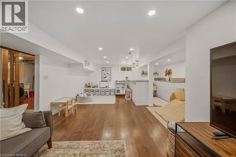47 BUCKINGHAM Street — photo 24 of 40