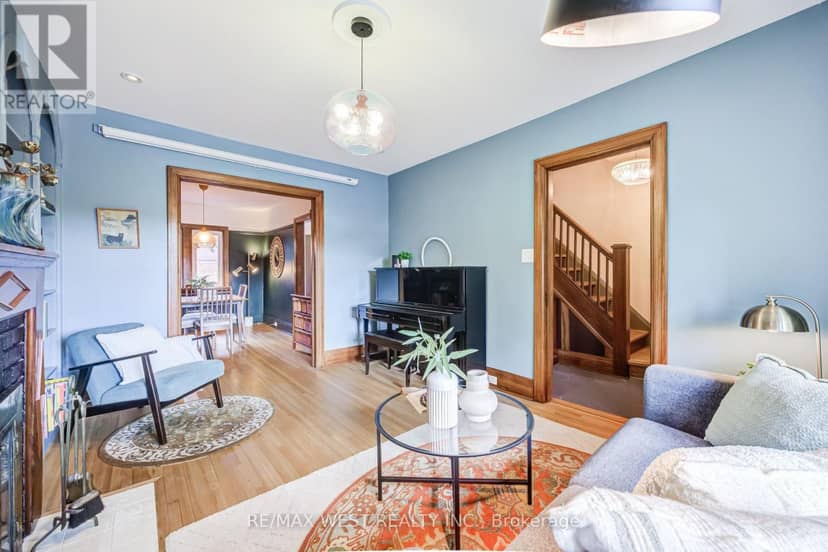 258 O'Connor Drive, Toronto, photo 6