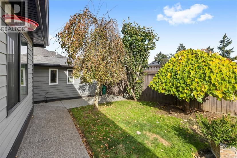 688 Lowry's Rd — photo 33 of 40