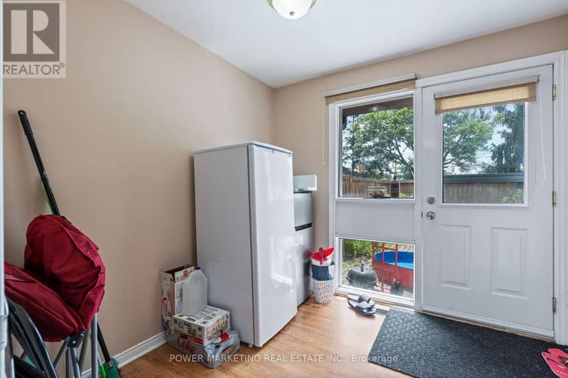 76 - 2111 Montreal Road — photo 10 of 26