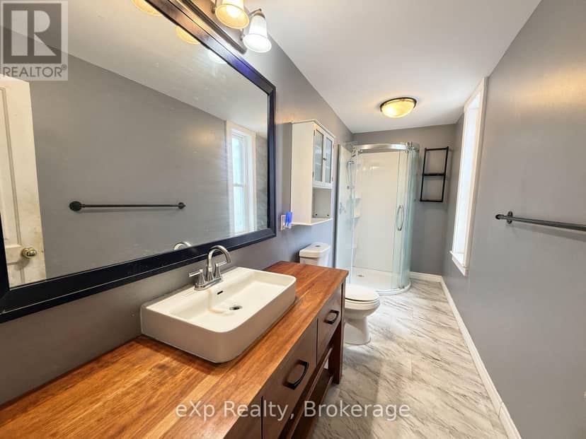 388 11th Street — photo 11 of 25
