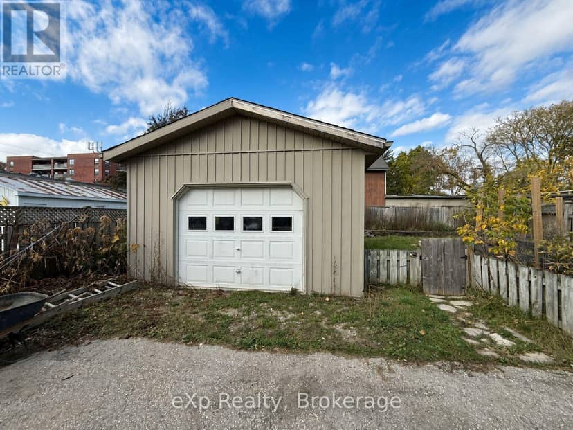 388 11th Street, Hanover, photo 3