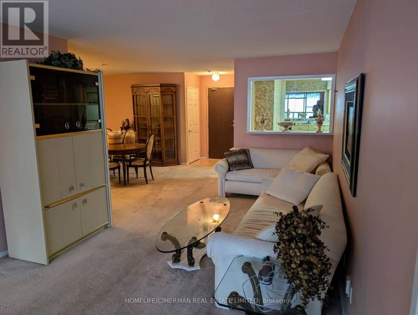 610 - 30 Greenfield Avenue — photo 7 of 33