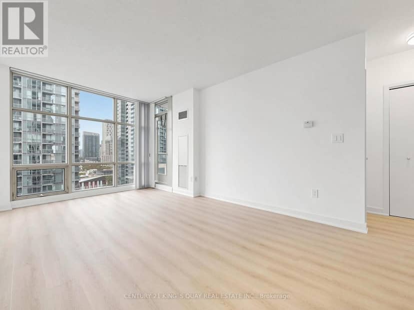 1502 - 35 Mariner Terrace — photo 7 of 40