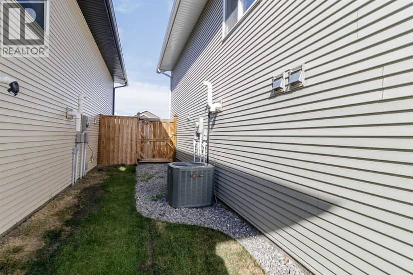 20 Radcliff Way — photo 29 of 33