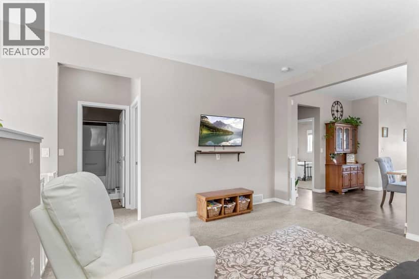 20 Radcliff Way, Sylvan Lake, photo 4