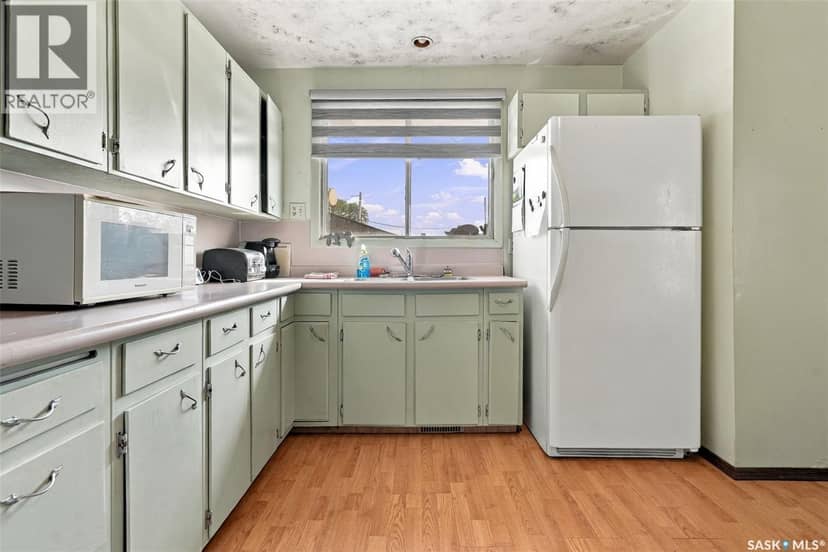 315 Lewis STREET — photo 11 of 40