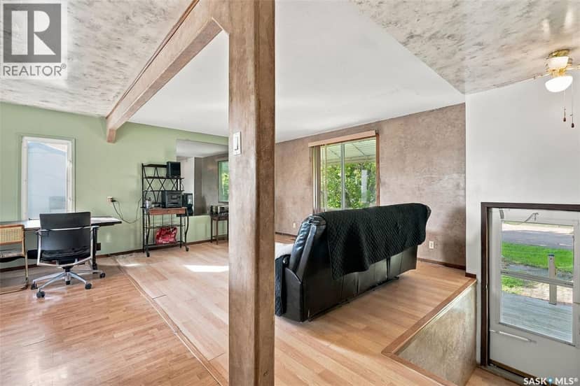 315 Lewis STREET, Pense, photo 4
