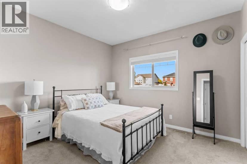 20 Radcliff Way — photo 15 of 33