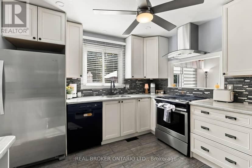 608 Woodward Avenue — photo 16 of 39
