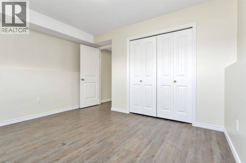 20 Hammond Close — photo 32 of 40