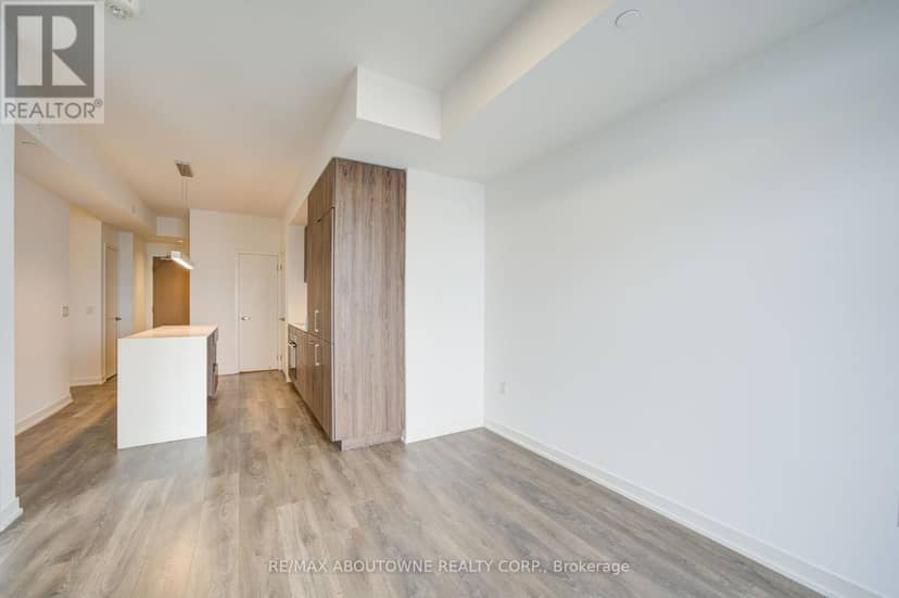 3102 - 20 Richardson Street — photo 21 of 40