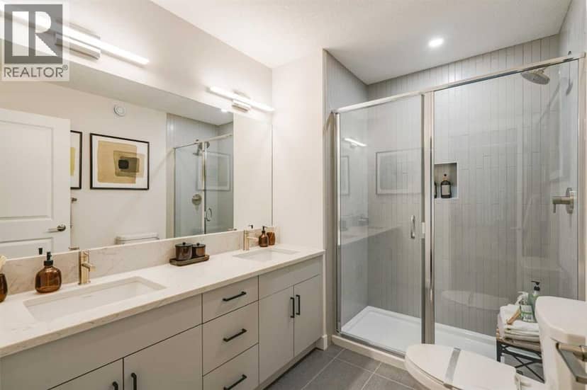708 Sovereign Common SW — photo 28 of 35