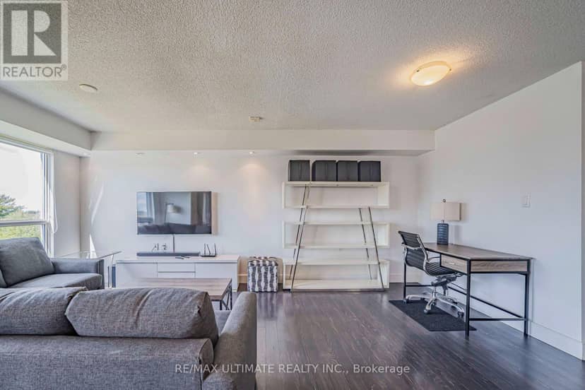 513 - 872 Sheppard Avenue W — photo 14 of 26