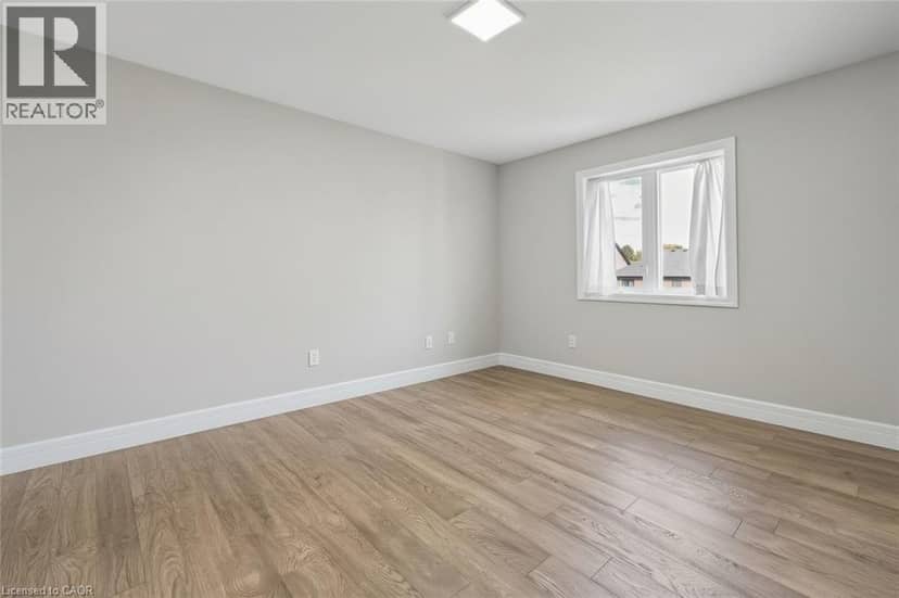 43 PEGGY Avenue — photo 16 of 30