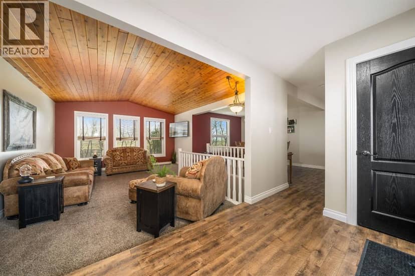 11310 Range Road 63 — photo 26 of 40