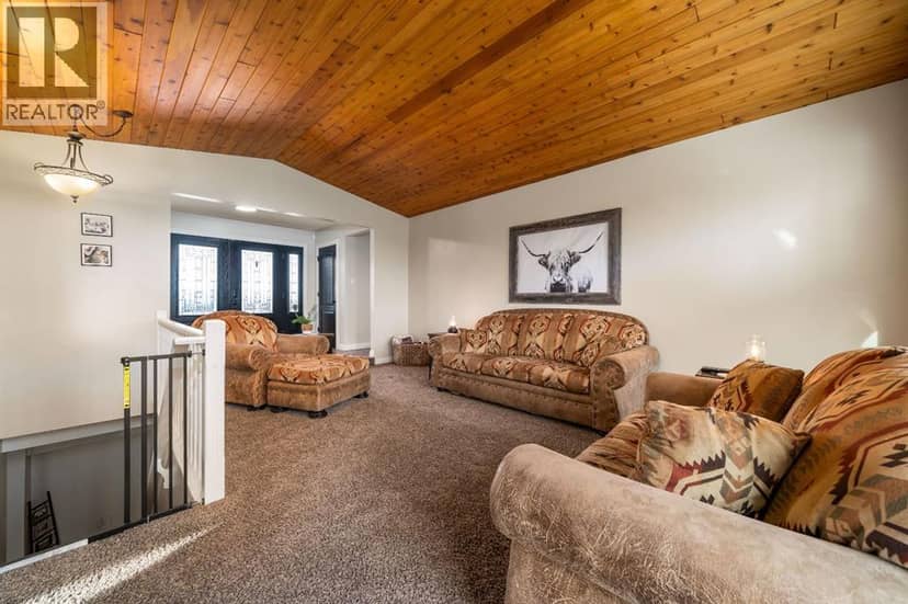 11310 Range Road 63 — photo 23 of 40