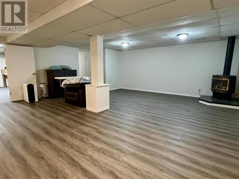 8 Benner PL — photo 26 of 40