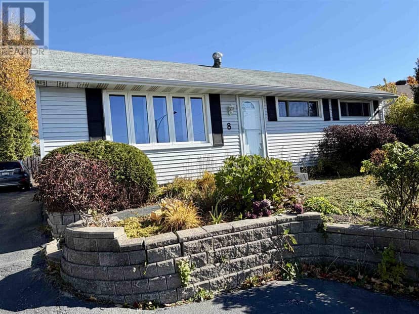 8 Benner PL, Elliot Lake, photo 3