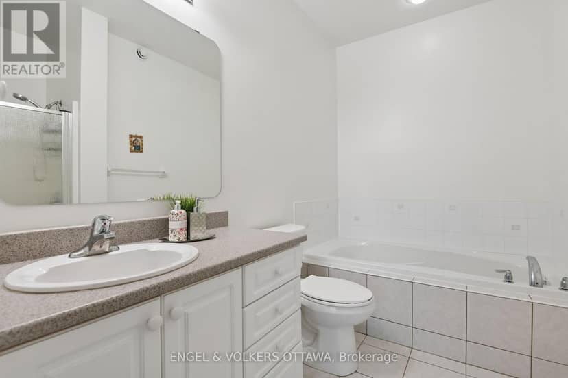 162 Maple Key Private — photo 15 of 30