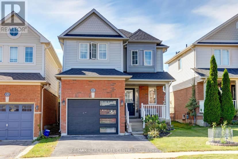 123 Lunney Crescent — photo 1 of 40