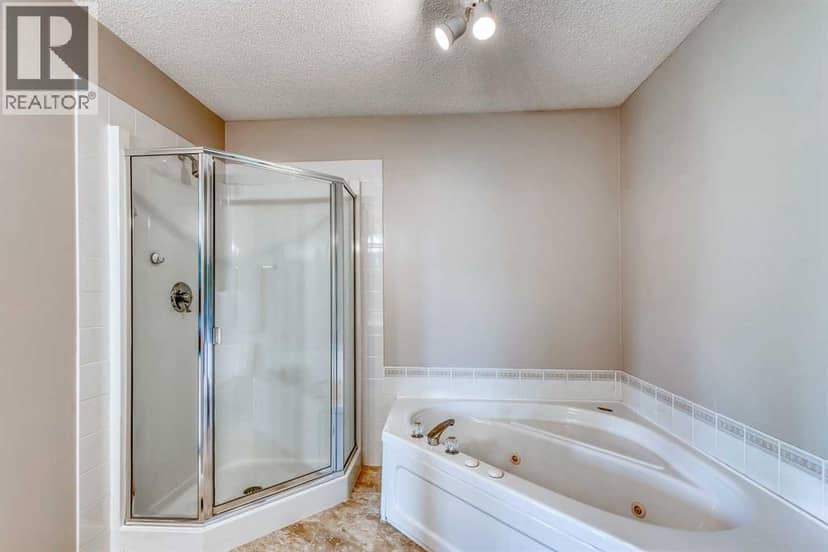 304 Christie Park Mews SW — photo 14 of 22