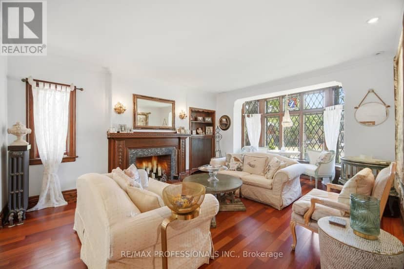 1114 Kipling Avenue, Toronto, photo 6