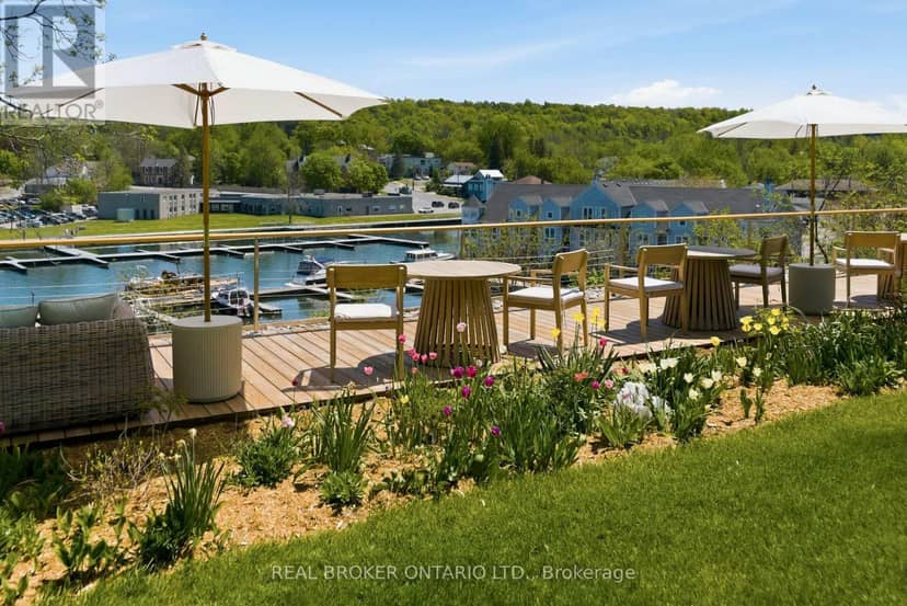 346 Picton Main Street — photo 6 of 40