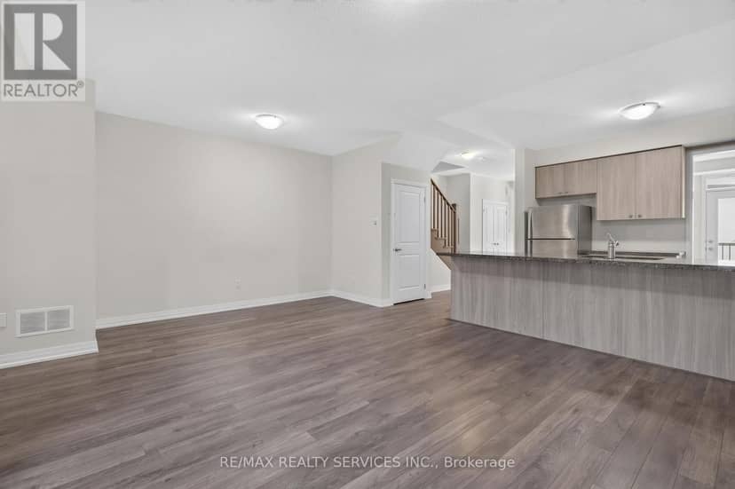 225 Coronation Road — photo 20 of 40