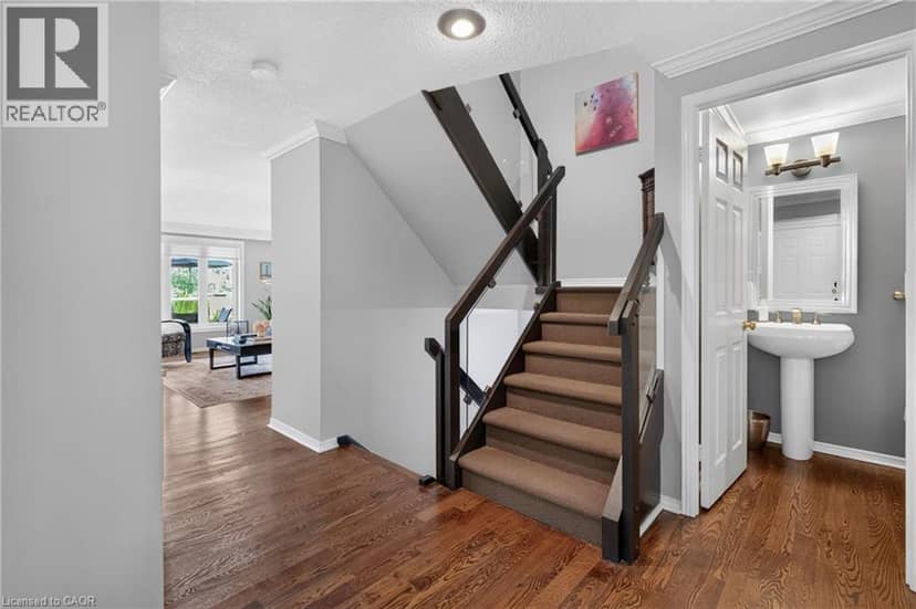406 CRAIGLEITH Drive Unit# 1 — photo 15 of 40