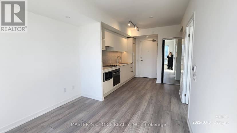 3605 - 82 Dalhousie Street — photo 6 of 13