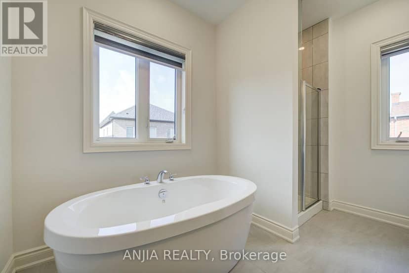57 Betty May Crescent — photo 30 of 40