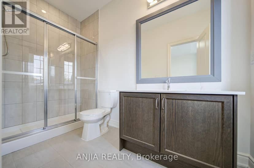 57 Betty May Crescent — photo 34 of 40