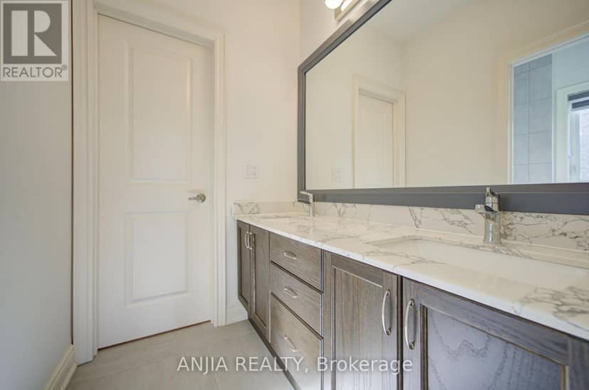 57 Betty May Crescent — photo 38 of 40