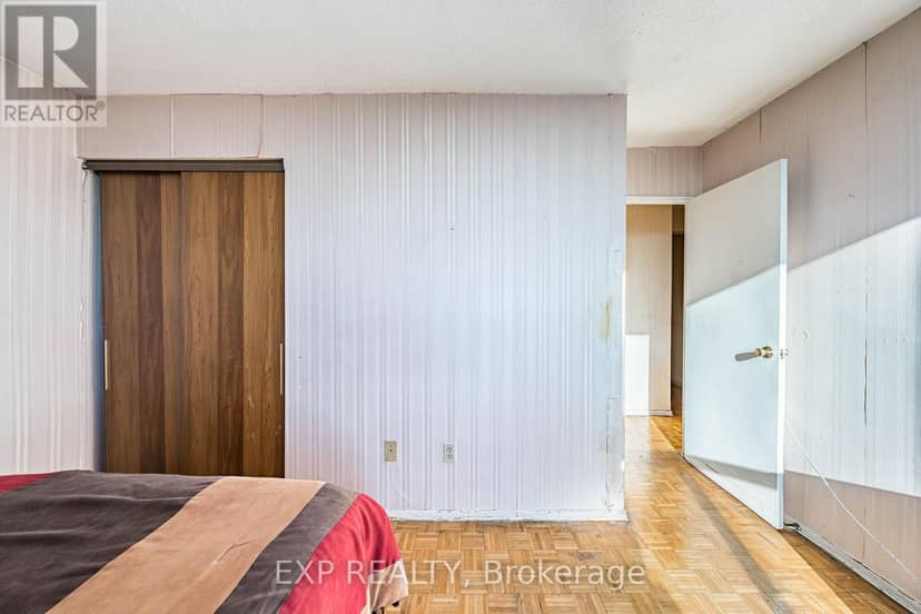 2412 - 85 Emmett Avenue — photo 23 of 37