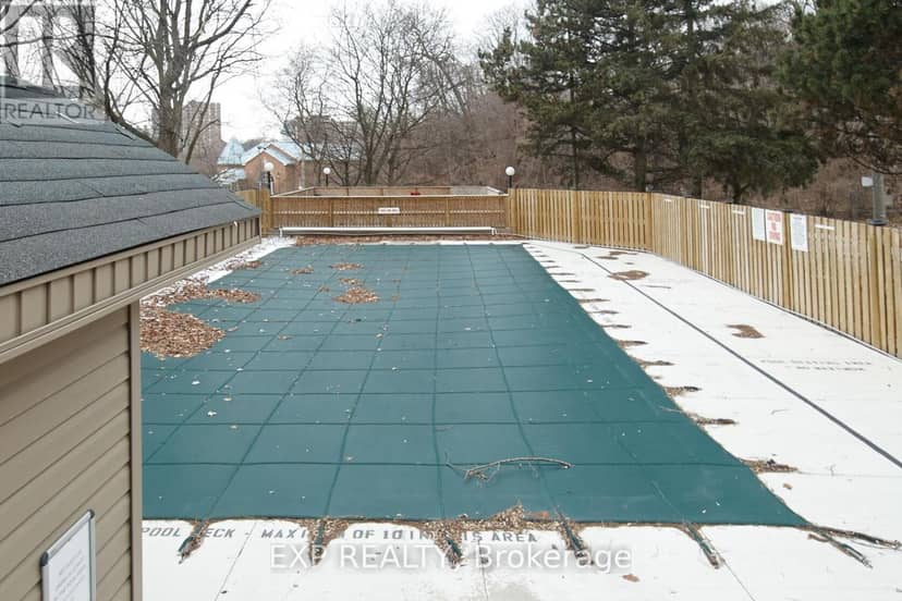 2412 - 85 Emmett Avenue — photo 35 of 37